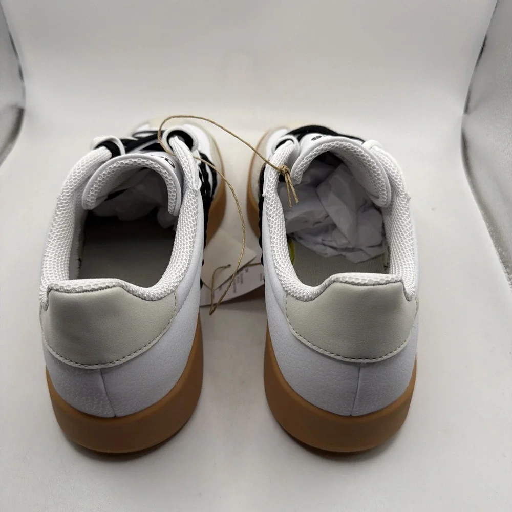 Adidas Women‎ White Black Gum Sole Low Top Striped Athletic Sneakers . Size 6.5
